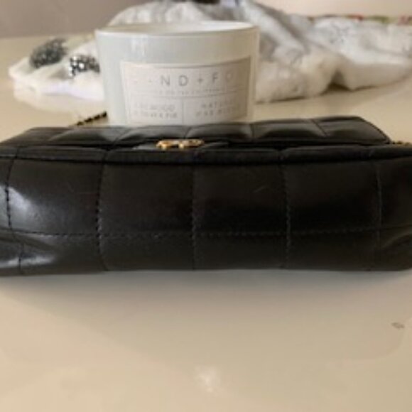 Chanel Lambskin Quilted Mini Chocolate Bar Camellia Flap Black - Picture 3 of 6